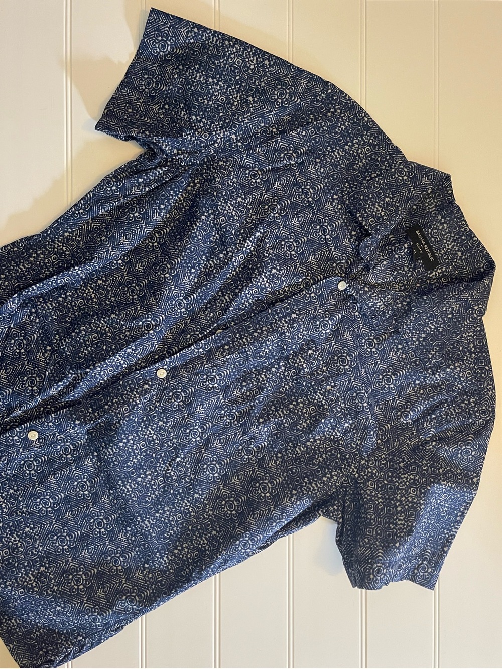 Banana Republic Navy Blue Printed Short-Sleeve Button-Down Shirt
